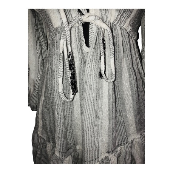 Blue Island white silver metallic low cut blouson sleeve embroidered mini dress - Picture 9 of 16